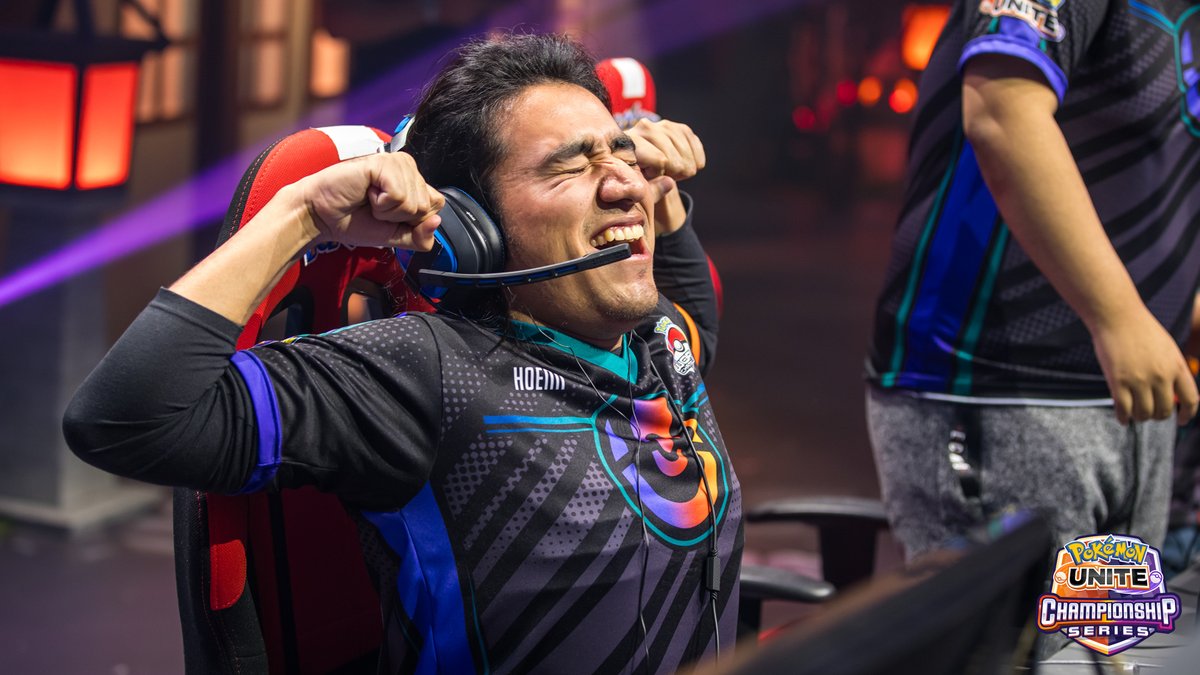 UniteLATAM's tweet photo. ¡Les traemos grandes recuerdos de los entrenadores representantes de LATAM!, nos vemos el próximo año con más competencia. 

#PokemonWorlds | #PokemonUNITE | #UNITEesports https://t.co/GLQbMeQ5hz