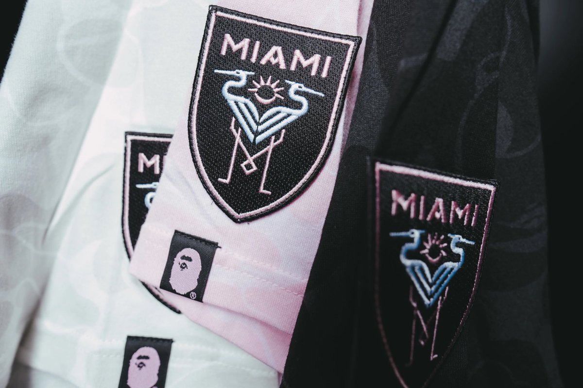 SoleCalendar's tweet photo. 🗓️8/19 Limited Edition BAPE® x Inter Miami CF Collection
#bape #intermiami #messi #solecal https://t.co/hTFr0SV7TU
