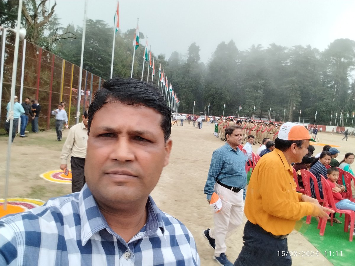 dairyvikas's tweet photo. स्वतंत्रता दिवस के 76 वीं वर्षगांठ के अवसर पर कंडोलिया मैदान पौड़ी मे 76 झंडे फहराने हेतु आयोजित कार्यक्रम में प्रतिभाग https://t.co/Abz02q5aH9