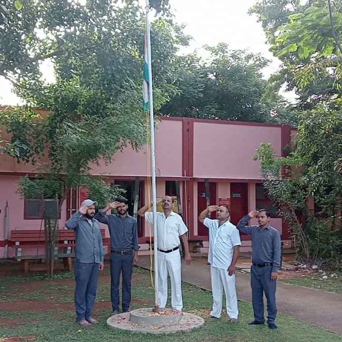 MahavirPr's tweet photo. देश भक्तों के बलिदान से स्वतंत्र हुए हैं हम,
कोई पूछे कौन हो तो गर्व से कहेंगे भारतीय हैं हम।
HAPPY INDEPENDENCE DAY🇮🇳🫡 https://t.co/Z0sQYffy1V