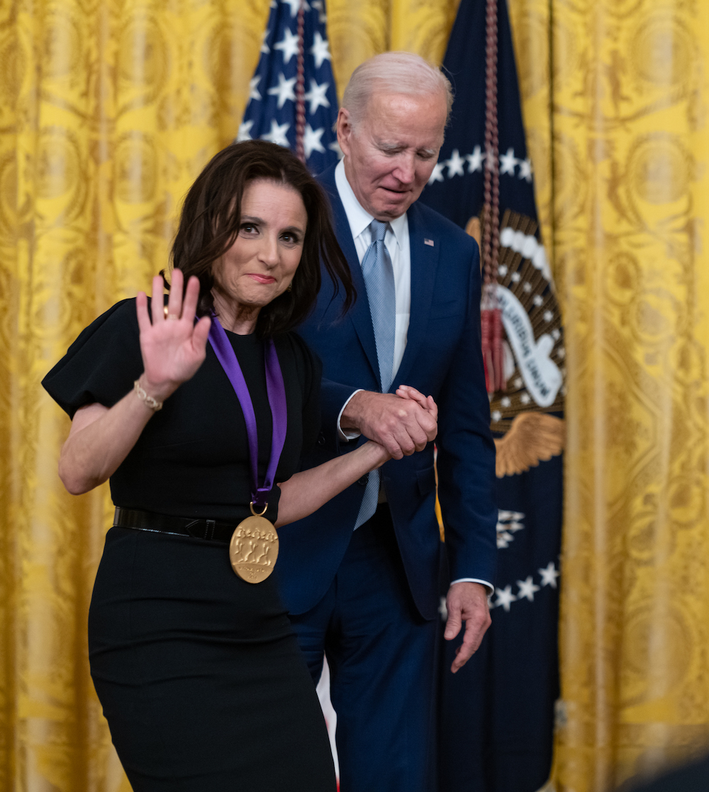 NEAarts's tweet photo. The National Medal of Arts is the highest award given to artists, arts patrons &amp; arts organizations by the U.S. government. 

Nominations are now open for the 2023 awards. The deadline is Sept 15, 2023. More info: https://t.co/S5rOmsVZUN

(Photos: 2021 Medal of Arts ceremony) https://t.co/ud26k0CD1I