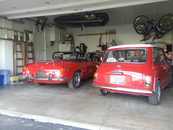 Tom's 1973 Mini MkIII "Ms Bean" - MiniShrine Registry dlvr.it/Stgxpt