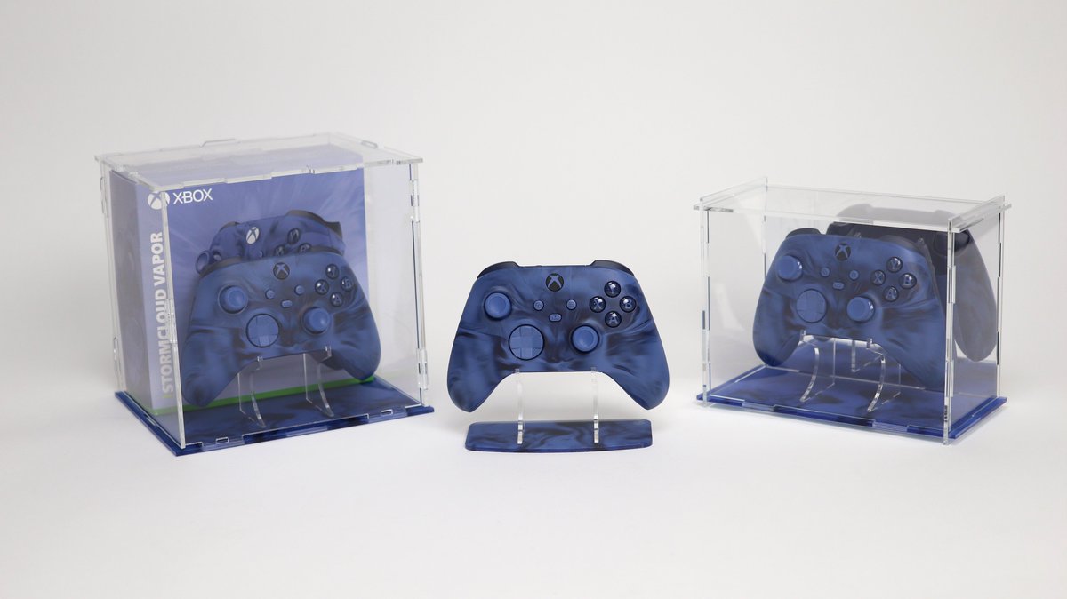 Stormcloud Vapor Displays 🎮🌧️ Now Available

Shop - gamingdisplays.co.uk/shop/

Left to Right - Tri Case, Controller Stand, Dual Case & Stand

#gamingdisplays #Xbox #stormcloudvapor #controllerstand #xboxcontroller