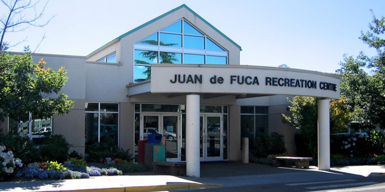 EpLangford's tweet photo. With a Heat Warning in effect for Gr Victoria, there is a Cooling Center Open today in the Westshore at JDF Rec Center (1767 Island Hwy) from 11am to 7pm. https://t.co/0DuHqGdxzl