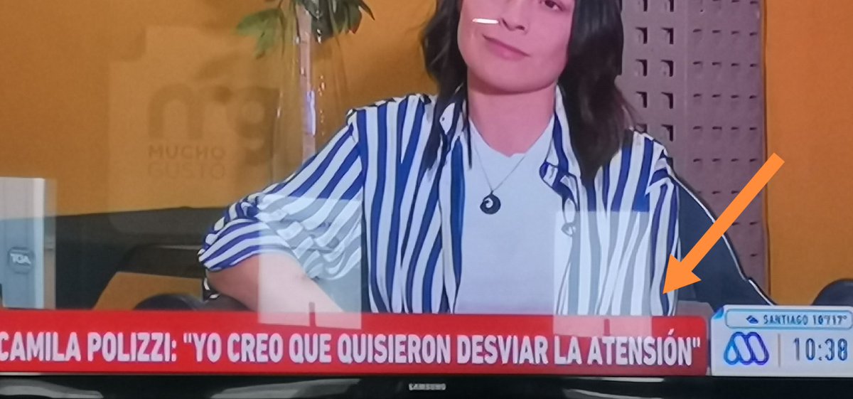 Miguel_Javee's tweet photo. @MuchoGustoMEGA @MuchoGustoMEGA ... En serio #camilapolizzi dice “desviar la ATENSIÓN".... https://t.co/8PnfTfHq7O