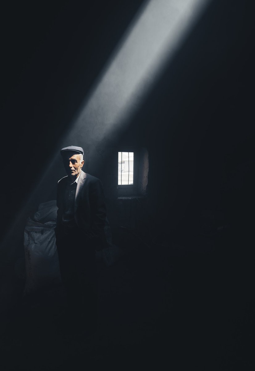 ‘Unique Light’

by <a href="/mirkantunc1/">mirkan</a>