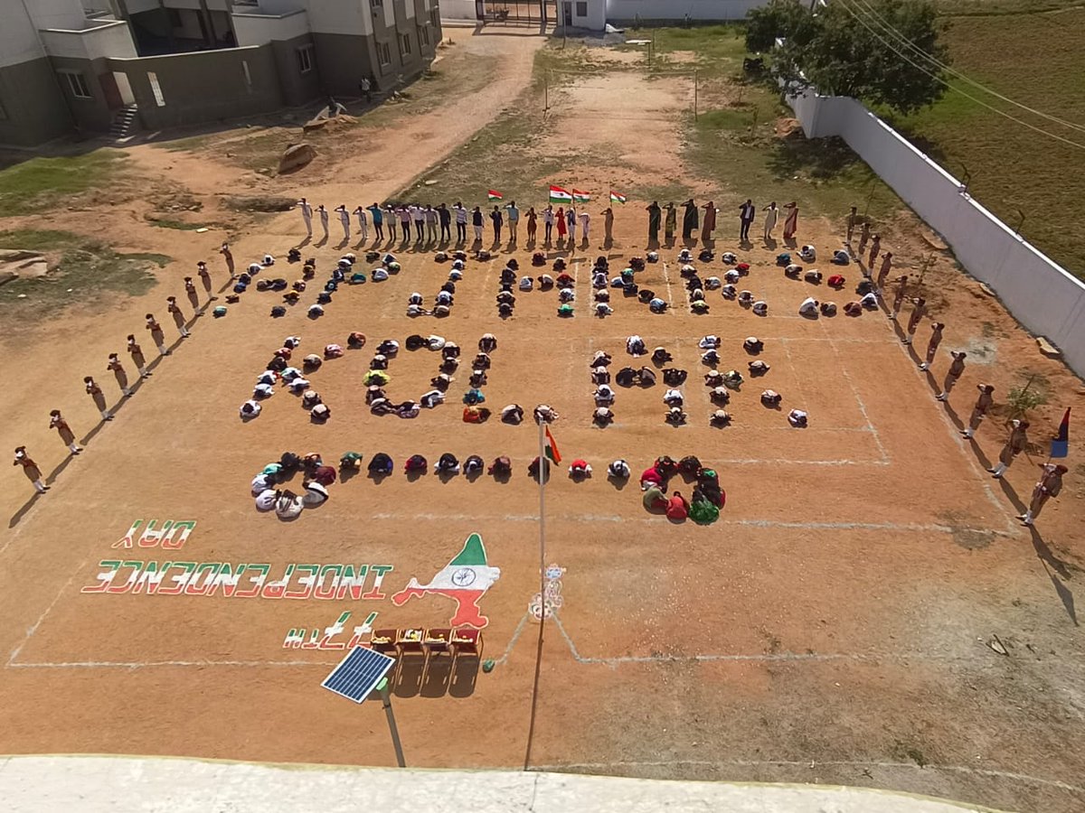 MMDRSKolar's tweet photo. @depcomkolar @DOMGOK 
77th Independence day Celebration in our school https://t.co/BfCwYjTUBE