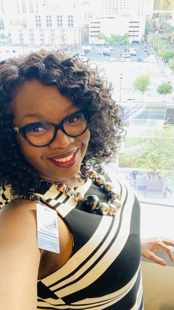 It’s City Hall Selfie Day!
#CityHallSelfie