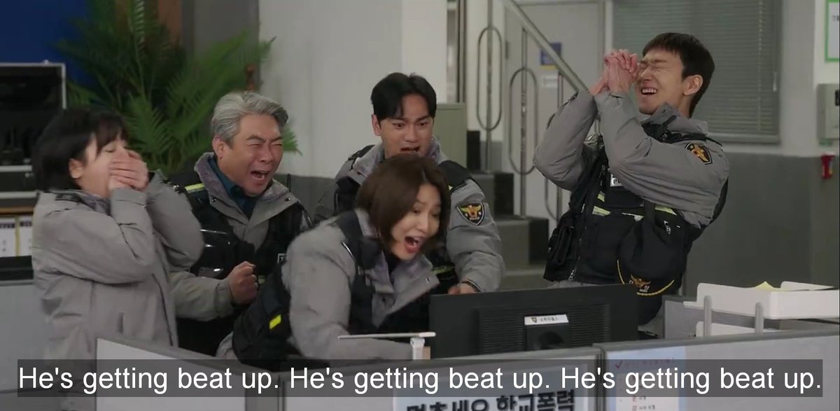 jieunlostsister's tweet photo. why is this so funny 😂😂

#NotOthers #NotOthersEp9 https://t.co/aFuFmB7hWa