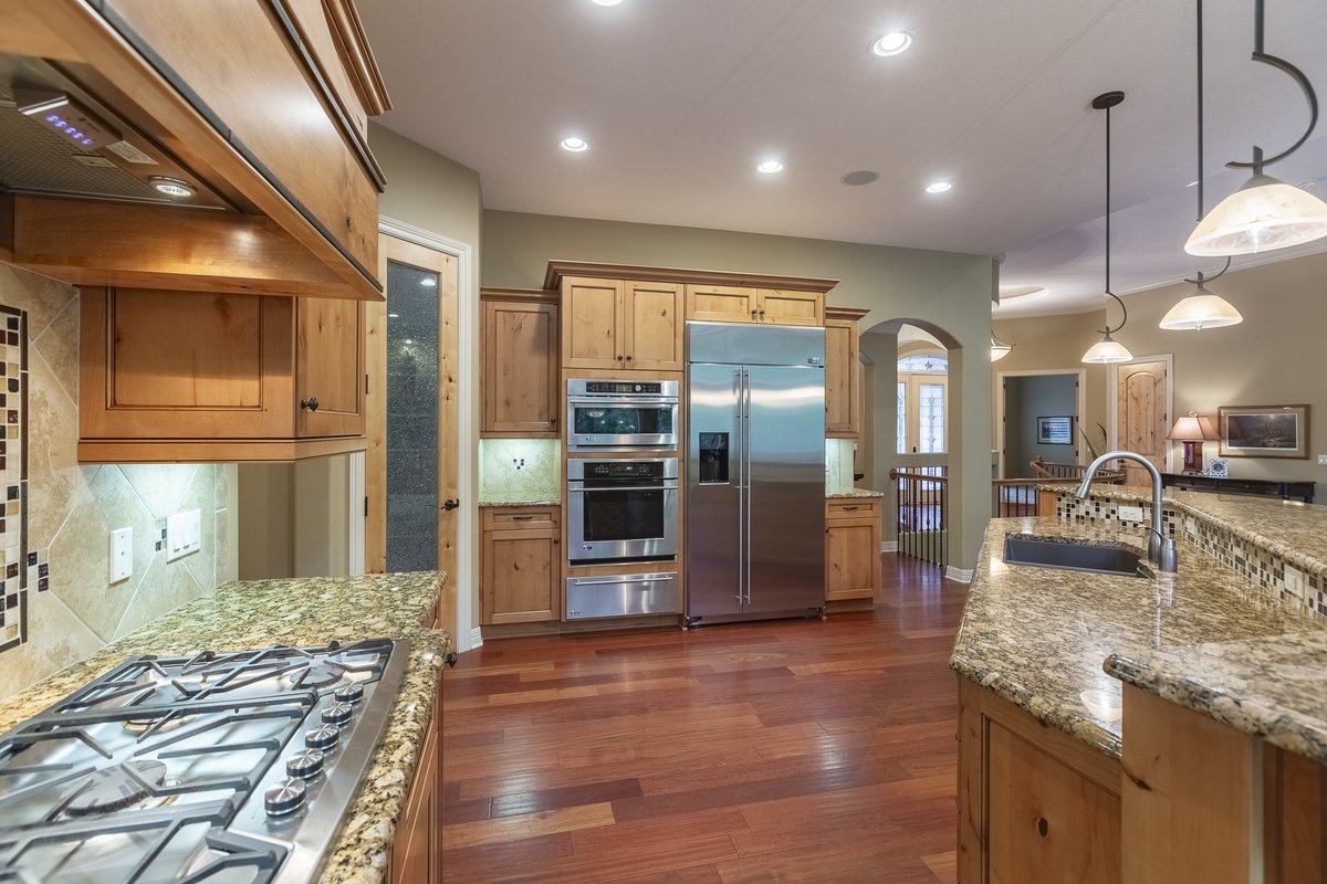 JacobsenNPDodge's tweet photo. #Comingsoon A CAPTIVATING EXECUTIVE RANCH  Showings start August 17th.

$960,000 || 4 🛏️ || 6 🛁 || 3 🚗 || 4,355 Sq Ft
7140 Silver Creek Circle
Omaha, NE 68152

For more information, please contact:
Kristen Wehner Jacobsen
402-672-7701
KWJacobsen@npdodge.com
#H3CustomHomes https://t.co/nlb9qDqvdP
