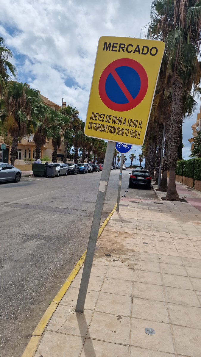 AsociacionVCRL's tweet photo. 🇪🇸Zona de máxima exposición turística todo el año: strip de Cabo Roig y alrededores, en Aguamarina.
Estado: abandono, como el resto de Orihuela Costa.
¿Dónde está el plan de choque anunciado por el nuevo gobierno? https://t.co/FJv1mrvogw