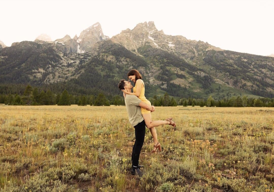 Conielle_'s tweet photo. Finally we can announce this
DANIELLE AND COLIN ARE GETTING MARRIED 😭❤️
Tbh even if we all expected this (their relationship felt so serious and different since the beginning) it's still so beautiful to know that it's official 
To them being best friends &amp; soulmates forever 💗💗 https://t.co/1qABShVt07