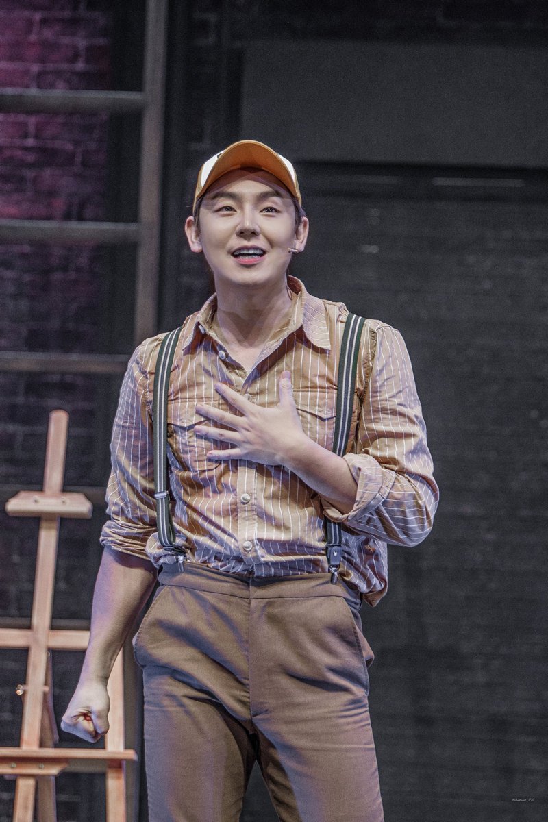 chestnutPIC's tweet photo. 230815 뮤지컬 #구텐버그 커튼콜데이📷

버드 대븐포트 役 #기세중 배우님

하지만 오늘밤 저희의 꿈과 ,구텐버그의 꿈을 함께 해주신 여러분이 있어서 저희는 무척 행복했습니다. https://t.co/SZbNQmlkbA