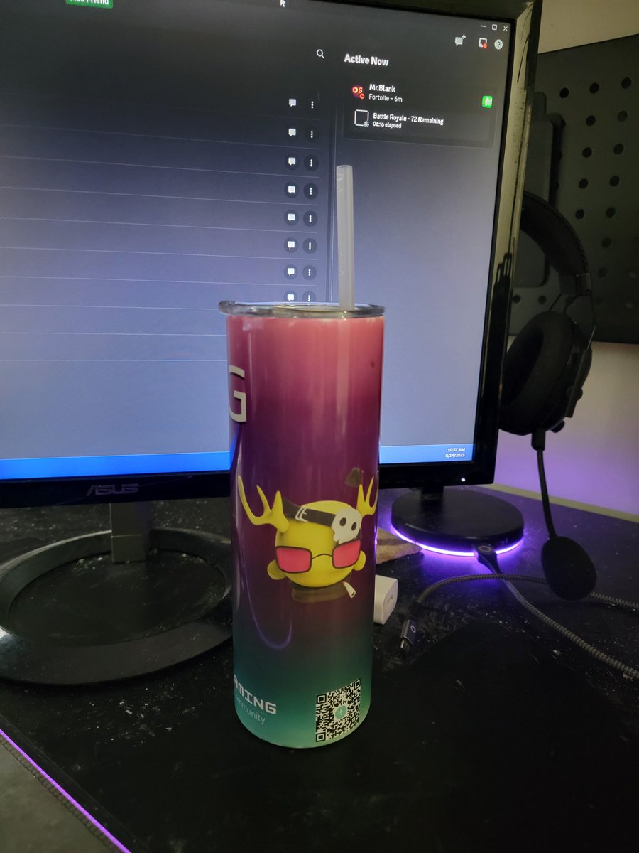 RangerDan0x's tweet photo. Made my own @OG_Labs_ @devikins_game cup.
Hoping to start production for the guild mates soon.
Of course I had to add my @SuperNfty #Imp Grail on there for added personalization 🥰 https://t.co/cemZnhC16l