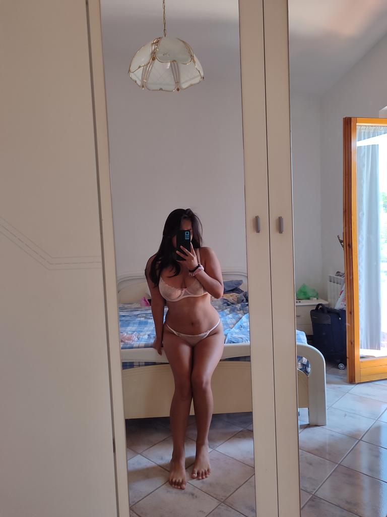 st4rbwrry's tweet photo. im a lil horny, you'd like to see more? ;)
dm me! ♡ &amp; rt to be moots

#nsfwtwt #nsfw #sellingcontents https://t.co/H690svjU3L