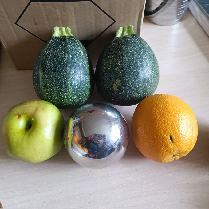 J'ai fait qq courses pour remplacer les pommes 😁😋 https://t.co/W08Iwo2Cp4<a href="/tag/buttocks"class="tags"><span>#buttocks</span></a>