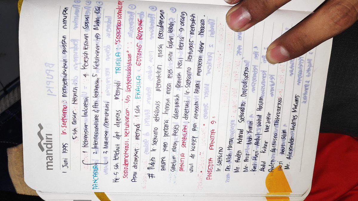 vickyluckyjang's tweet photo. Buat persiapan CPNS, nih ada sedikit rangkuman materi TWK, mumpung saya lagi rajin.. saya share buat teman-teman semua https://t.co/cvhlrSK62Y