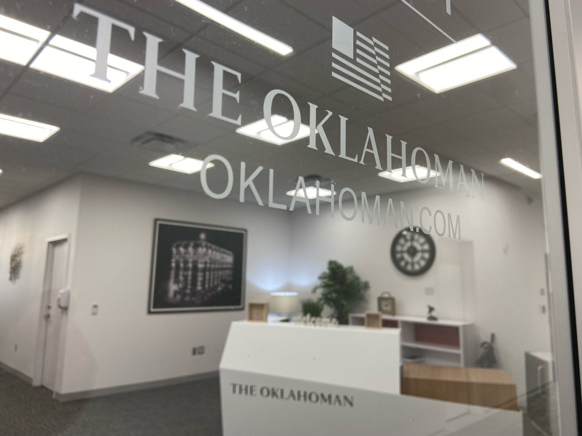 .<a href="/TheOklahoman_/">The Oklahoman</a> is hiring a chief political reporter. Position will have an emphasis on accountability reporting w/ duties covering the governor and major political trends. APPLY HERE: us231.dayforcehcm.com/CandidatePorta…