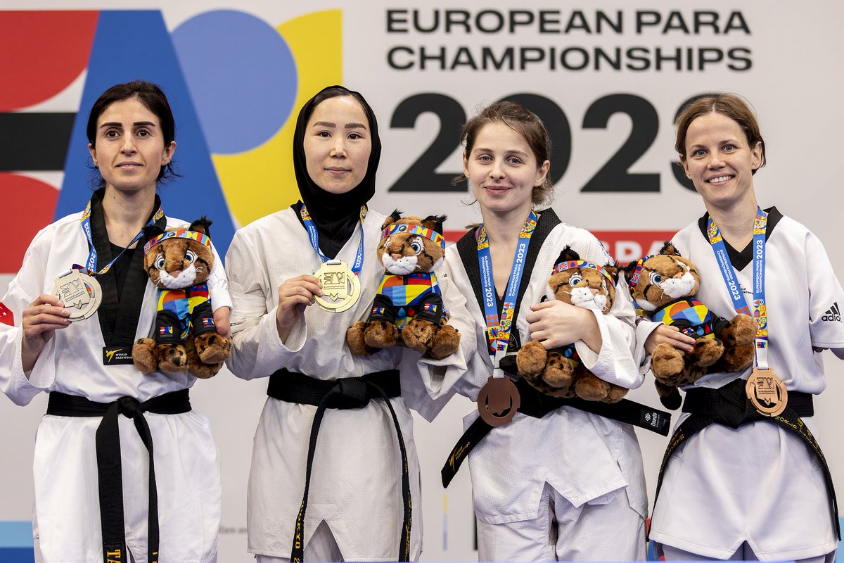 Zakia Khudadadi tweet media