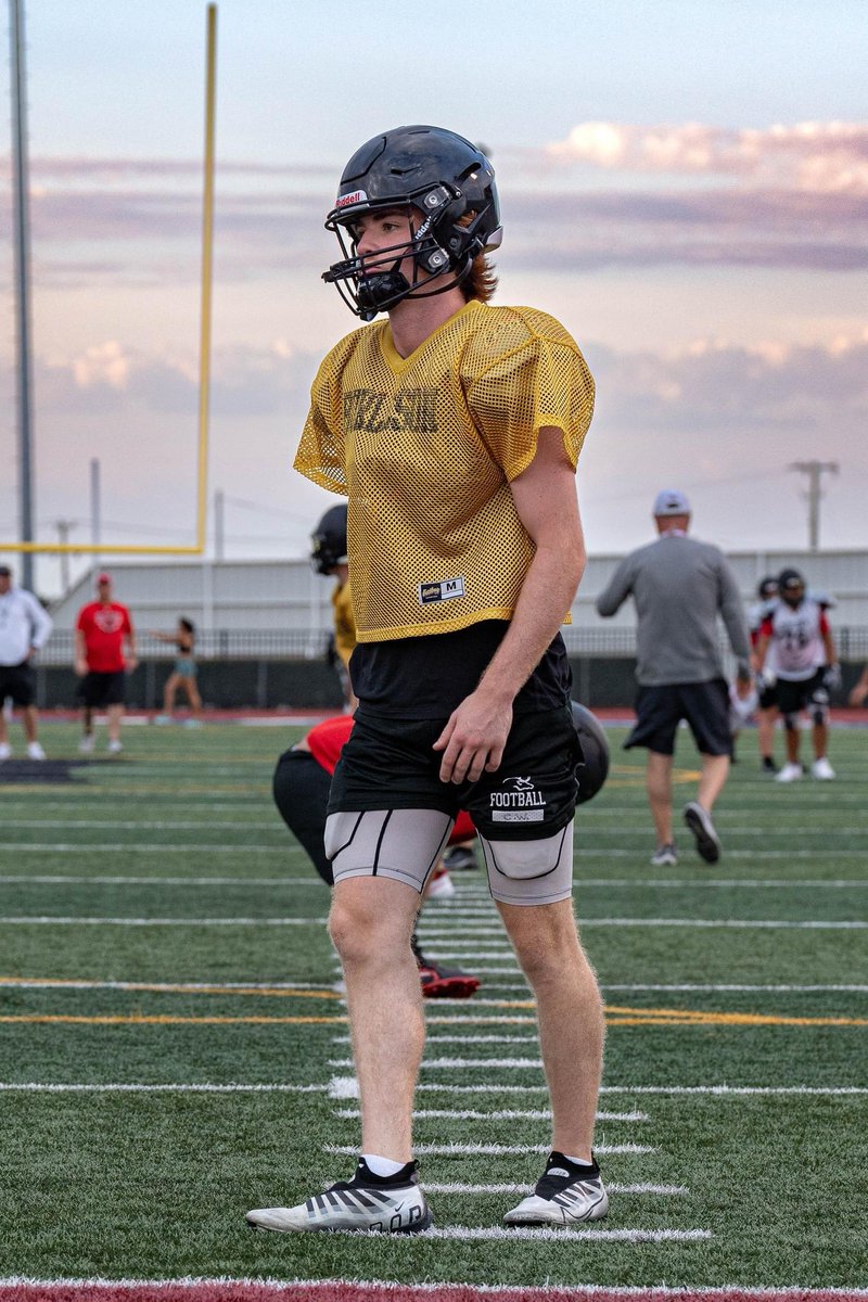 BHS_FBrecruits's tweet photo. Last ride. Let’s go @Caden_Ward8 

#SrSzn #QB1 #TheHerd https://t.co/6ePgj7mQJd