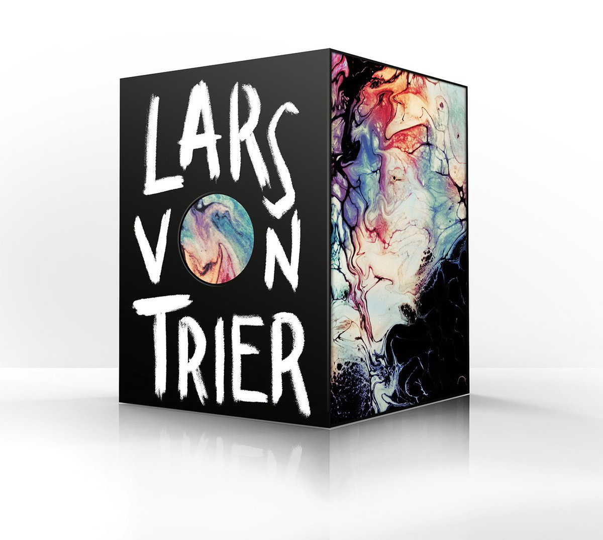 PotemkineFilms's tweet photo. 𝐈𝐍𝐓𝐄𝐆𝐑𝐀𝐋𝐄 𝐋𝐀𝐑𝐒 𝐕𝐎𝐍 𝐓𝐑𝐈𝐄𝐑

Coffret Blu-Ray collector cet automne

Précommande 👉 : https://t.co/HBms2xF7Uf 

Avec @films_dulosange https://t.co/2pk2Y4PBk7