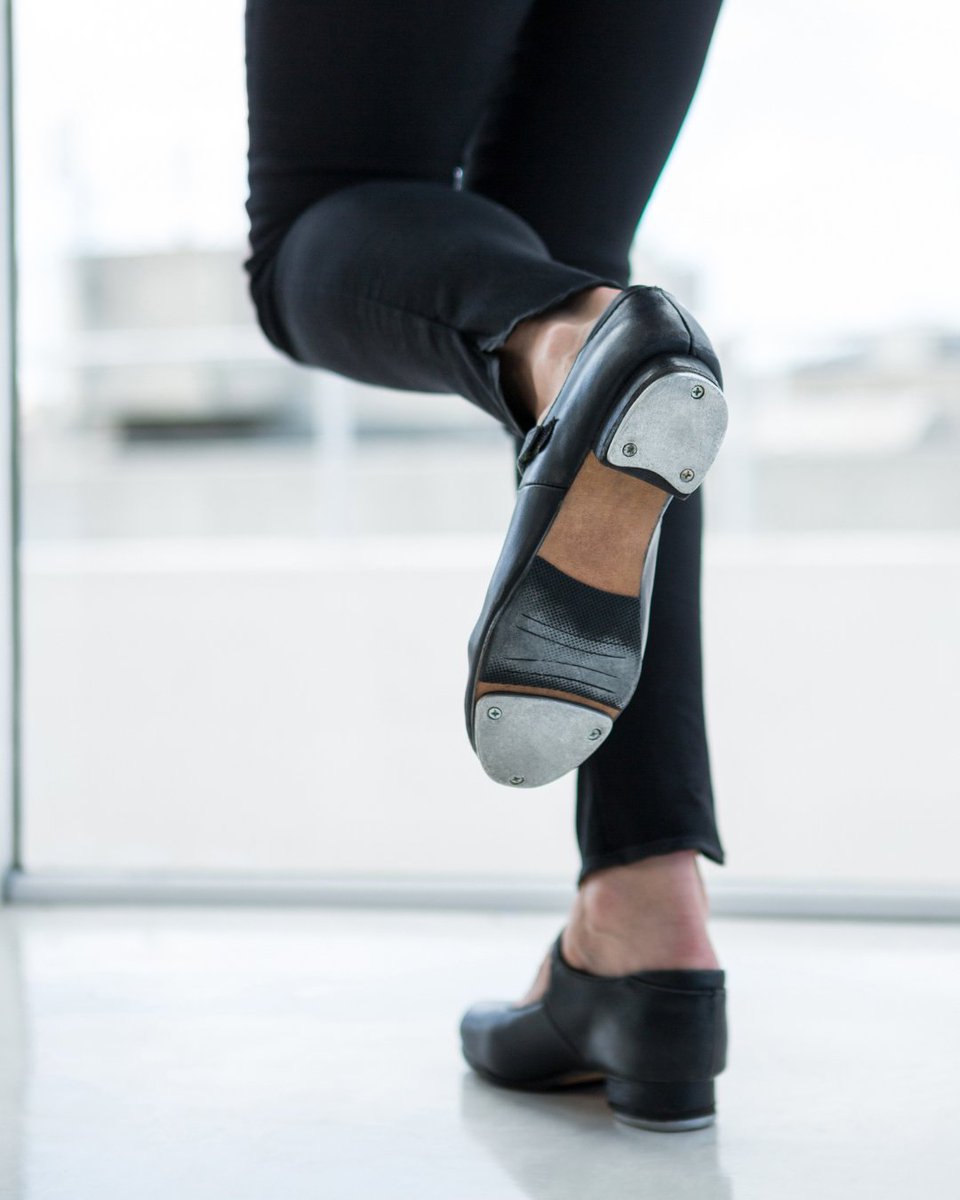 Fill your work week with dance 🪩

Fall Dance and Fitness classes are O P E N for registration! From Youth Entry Ballet classes (ages 9-12) to Adult Open Tap Classes, all are welcome. 

Learn more at bit.ly/3OCfGci

#BalletMet