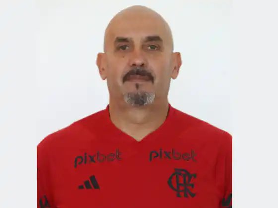 goleadadazoeira's tweet photo. 🚨 CLASSIFICADO

Ao ganhar do Varela, Gerson se classifica para enfrentar o auxiliar de Sampaoli!

Quem vencer, enfrenta o Bangu na Taça Guanabara! https://t.co/dsPA4rqRzQ