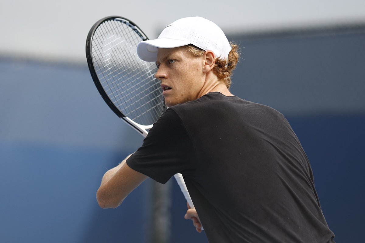 janniksin's tweet image. 👋🏼 Cincy