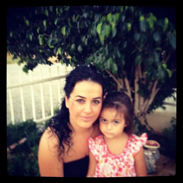 2012 de hep yanyana, omuz omuza Selin'imle... Çünkü sen benim dayanağım, anlamım, gücümsün.. Yanımdasın biliyorum ama deli gibi özlüyorum, öpmeyi, koklamayı, beraber gülmeyi... Çok özledim bebeğim🤍🤍🤍
#selinkarakaya
#isiasortakdavamız