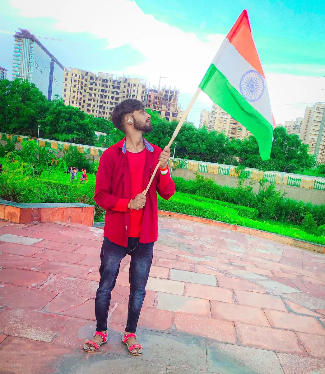 iamerpradeep's tweet photo. जय हिंद जय भारत हिंदुस्तान जिंदाबाद 🇮🇳🚩 https://t.co/7VMiPiCCEy