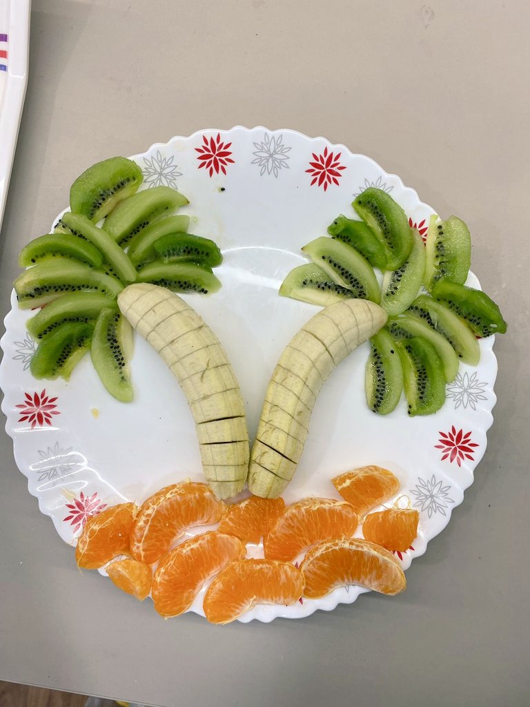 prashantjadav21's tweet photo. 🇮🇳 Savoring the Flavors of India 🥗🌽🥕 Embracing the Tricolor Delights! 🍽️

#HappyIndependenceDay #IndependenceDayIndia #Tricolor🇮🇳 https://t.co/D0C3c49Jsc