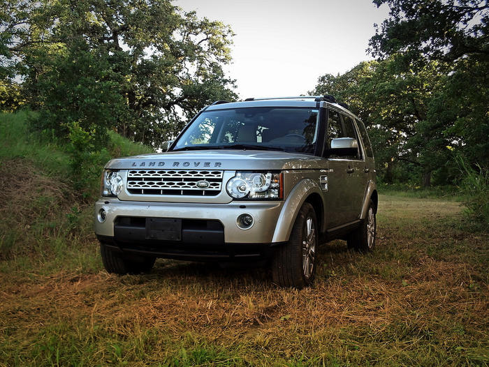 SeriesLandRover's tweet photo. Dan's 2012 Land Rover Discovery - LandyReg Registry #AutoShrine https://t.co/XZpIEmEiBY https://t.co/gEVZLaONaC