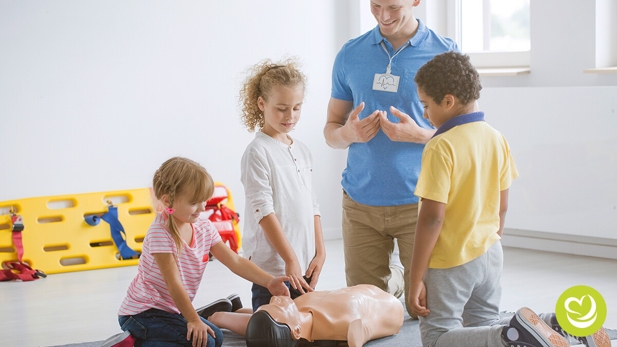 WorldPointInc's tweet image. Training Tip Tuesday!

Remember that children have shorter attention spans than adults.

When teaching children, keep lesson plans concise, engaging, and tailored to capture children&apos;s attention. Remember, their curious minds thrive on variety and hands-on activities!

#CPRclass