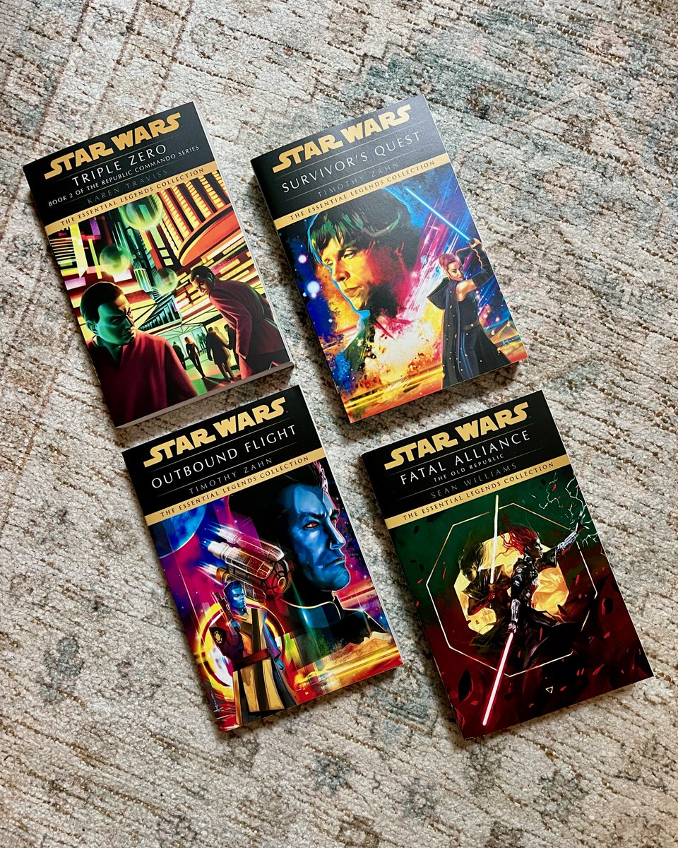 StarWarsByRHW's tweet image. Happy New #EssentialLegends Day!