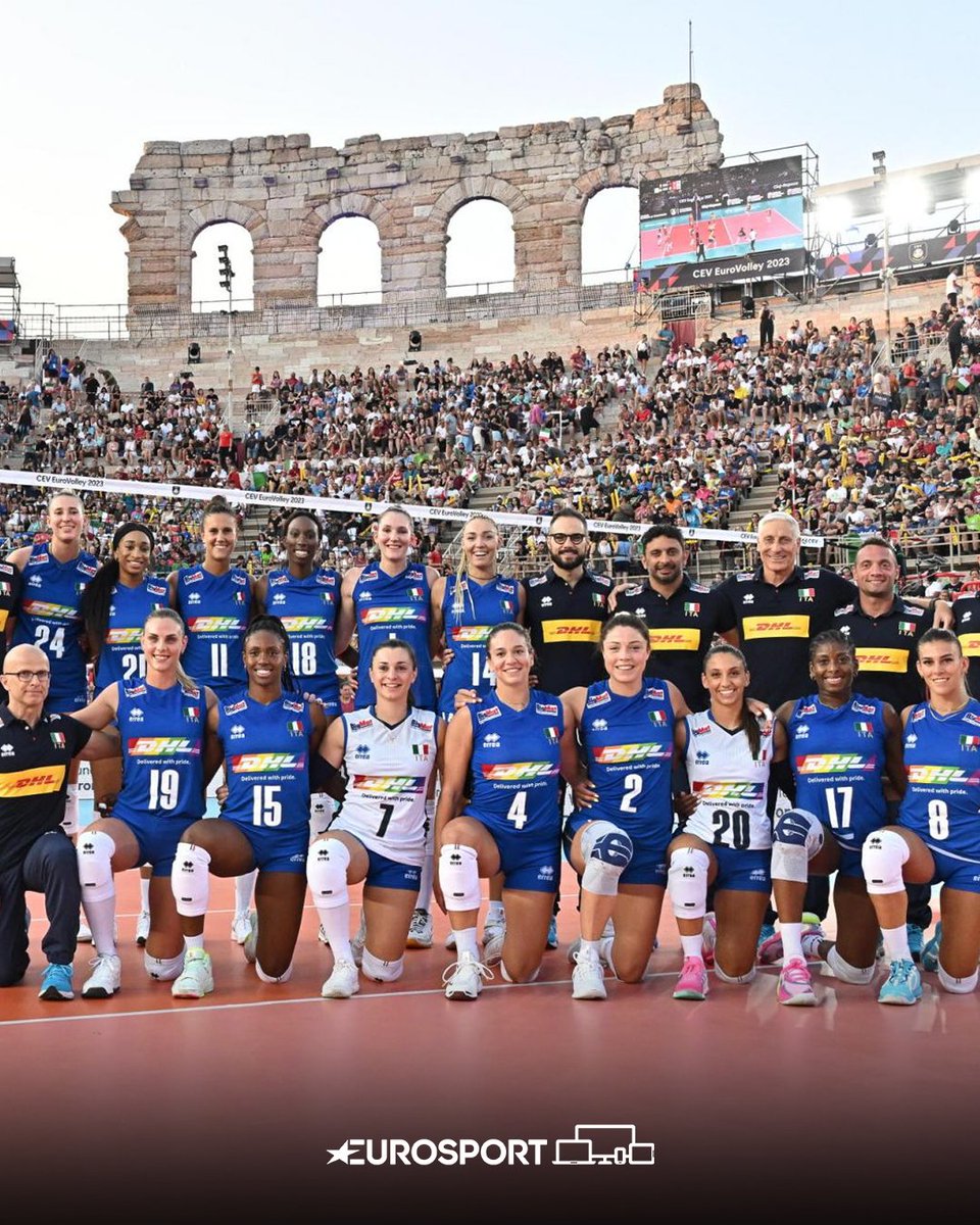 Il primo match non poteva avere cornice più romantica per le Azzurre 🥰🏆🏐

#EurosportVOLLEY | #CEV | #EuroVolley2023