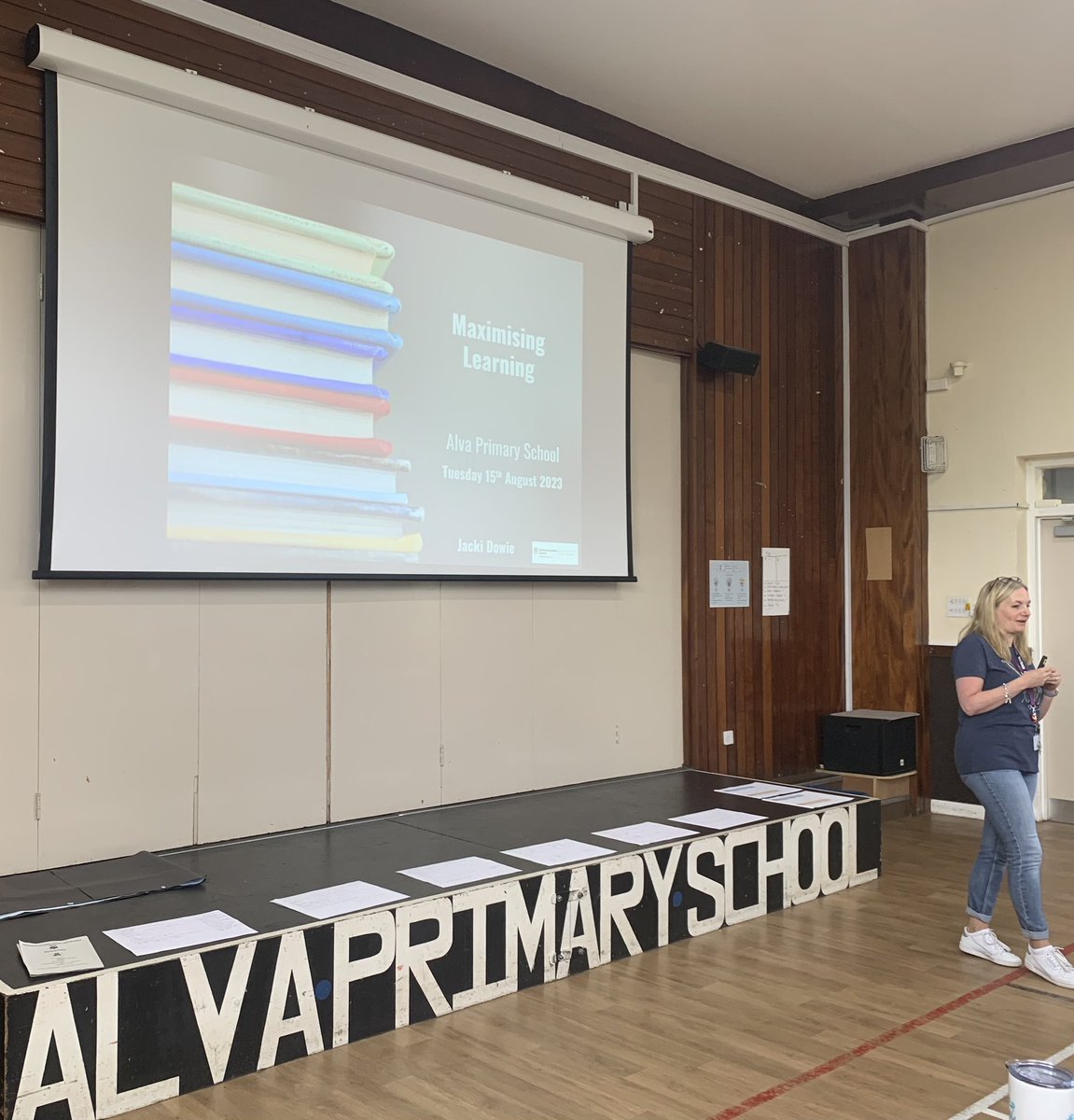Second day of in service discussing the importance of attendance, 🙏 @mrsc817 Maximising Learning with @JackiDowie ,👏 and finally an afternoon of self evaluation. Huge thank you to all staff @AlvaPSandELC @asd_alva for your participation and considered responses. 🙌