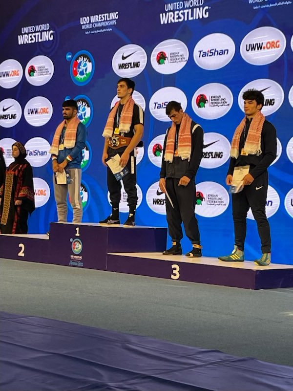 TheCircleW's tweet photo. Massive congrats to #CircleW 4X State Champ, 2X World Team Member and now a World Bronze Medalist…Matthew Singleton! 

Matty finishes 3rd at U20 World Championships at 79kg in Amman, Jordan! 
@singleton_matty @WoodwardAcademy @WAWarEagles https://t.co/2oqm9lNsqc