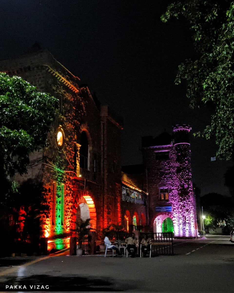 Collector office illumination
#happyindependenceday 
#independenceday 
#77thindependanceday🇮🇳🇮🇳❤️ 
#vizag