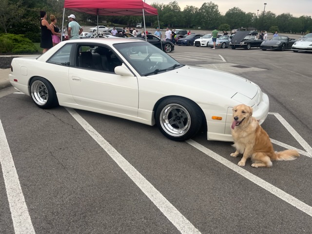 StateFarmJean's tweet image. Always a fun time at USB Cars &amp;amp; Coffee😀🚗. Join my team member Brittney and Millie at the next one on September 16 from 10am - 3pm. #GoodNeighbor #Community #cincinnatiohio
