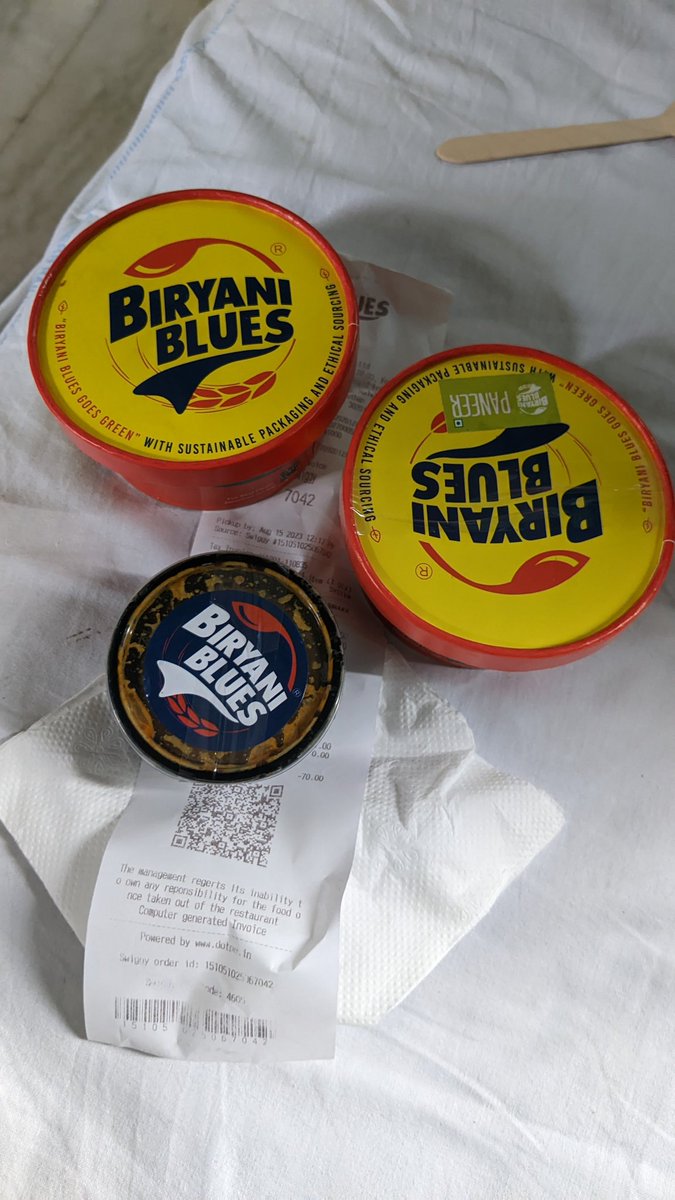 Aryanrastogir's tweet image. 🚨 Attention @swiggy 🚨 I'm extremely disappointed with my recent order! 😡 Several items are missing and this isn't the first time. 😤 Your service needs a serious improvement! Time to step up and ensure orders are complete. #SwiggyFail #MissingItems #CustomerExperience