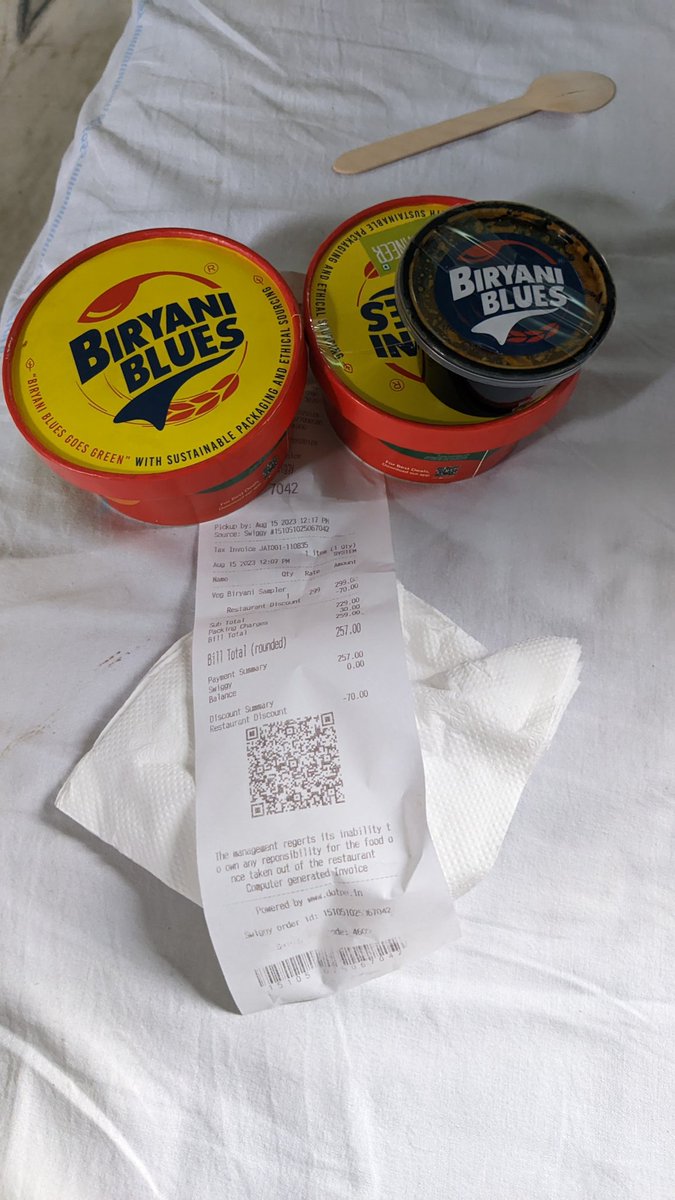 Aryanrastogir's tweet image. 🚨 Attention @swiggy 🚨 I'm extremely disappointed with my recent order! 😡 Several items are missing and this isn't the first time. 😤 Your service needs a serious improvement! Time to step up and ensure orders are complete. #SwiggyFail #MissingItems #CustomerExperience