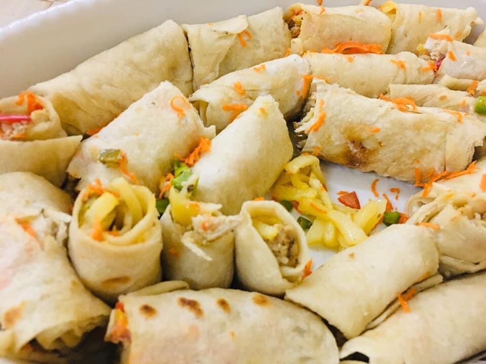 Malaz_Nour's tweet photo. ناس الحصاحيصا ❤️🥰
بادية مشروعي الصغير بعمل لفائف شاورما و طلبات شاورما من البيت😍😍❤️❤️❤️
اطلبو مني وما حتندمووو ❤️❤️
ادعمووني ادعموني😭😭😭 https://t.co/KnX284BxSb
