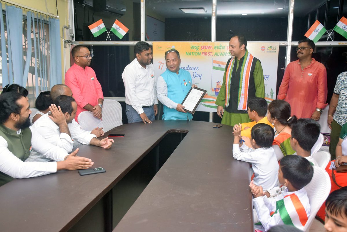 SilcharDO_IOCL's tweet photo. On the eve of 77th Independence day,  cake cutting by kids, flag hoisting and other cultural events were organised at Silchar DO. @IndianOilcl @IOCL_Assam @HarGharTirangaa https://t.co/ACOHAxZ399