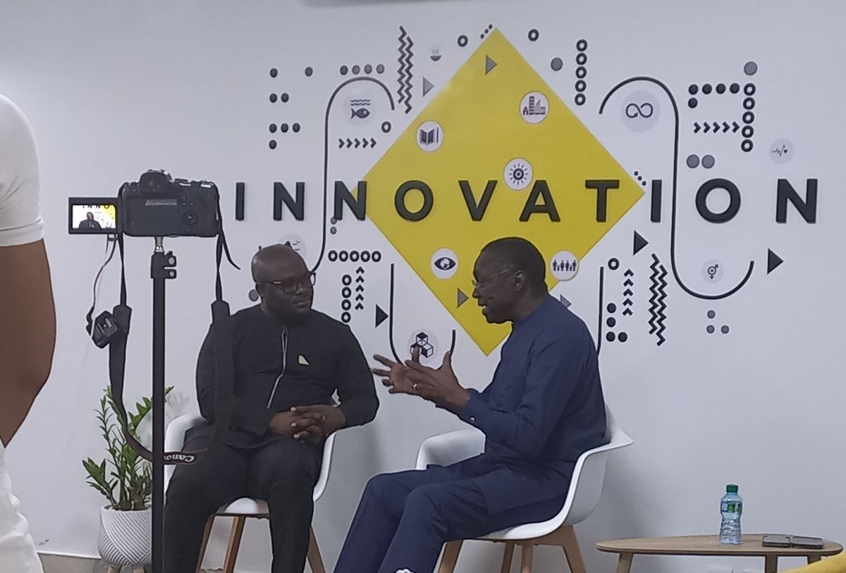 Aminata_BaNiang's tweet image. Listen to the wise people.  @MarDieye spoke with @NTikum. #AcclabSenegal connecting people with deep knowledge #intergeneration #Sahel @UNDPWACA @UNDPAccLabs @PNUDSenegal