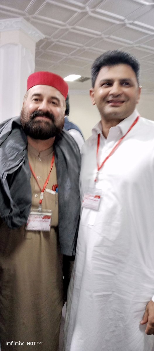 ali_tekadar's tweet photo. باچاخان مرکز پشاور میں عوامی نیشنل پارٹی خیبرپختونخوا صوبائی مجلس عاملہ اجلاس کے موقع پر ۔عوامی نیشنل پارٹی کے نامزد امیدوار صوبائی اسمبلی PK9محمد ظاہر شاہ خان رور جان ,پارٹی رہنماؤں کے ساتھ https://t.co/cKEHmoLNy1