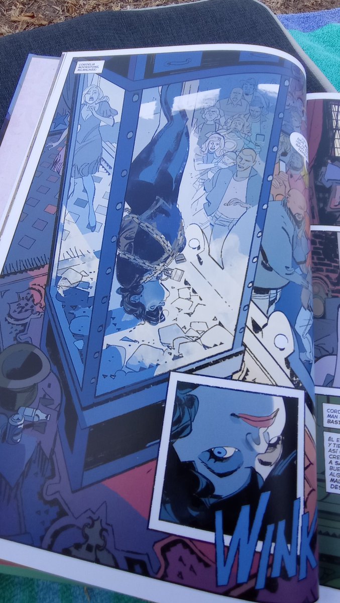 Sr_Rubi0's tweet photo. #MagicOrder Sigue molando un montón y mantiene un nivel muy bueno, Mark Millar sabe muy bien lo que hace y elige muy bien  a sus dibujantes para cada arco, dándole un aire fresco a cada tomo 🙌🏻
 (aunque siempre tendré a Coipel en el ♥️) https://t.co/E8F28QvS0a