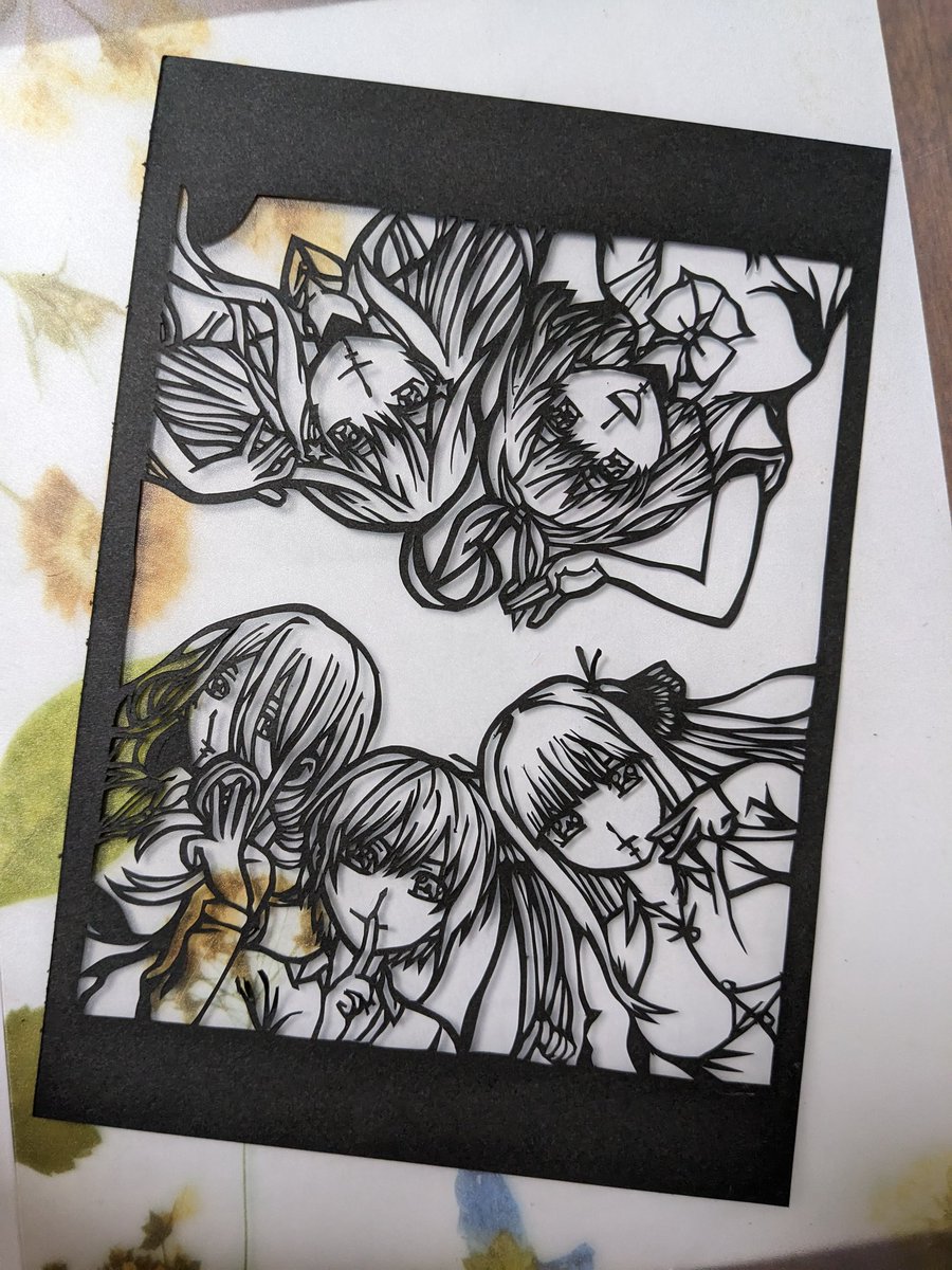 Marika_kirie's tweet photo. お久しぶりです!!!!
今回は再マイブーム中のごと嫁です！
 #切り絵  #五等分の花嫁FA https://t.co/YboVLKOzBq