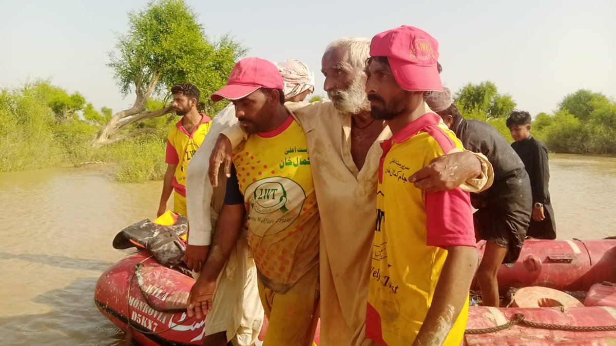 ShafiSalal's tweet photo. Hopefully the volunteers of Lasbela Welfare Trust who saved hundreds of lives in the floods will be nominated for the award on 23rd March, encourage such volunteers so that the sense of serving humanity can develop among  common ppl as well. @anwaar_kakar @hamzashafqaat https://t.co/hV3cJhFxLO