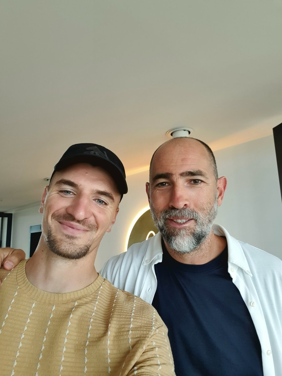 ThomMills's tweet image. La comptine enfin illustrée. Thanks for the pic. 😁