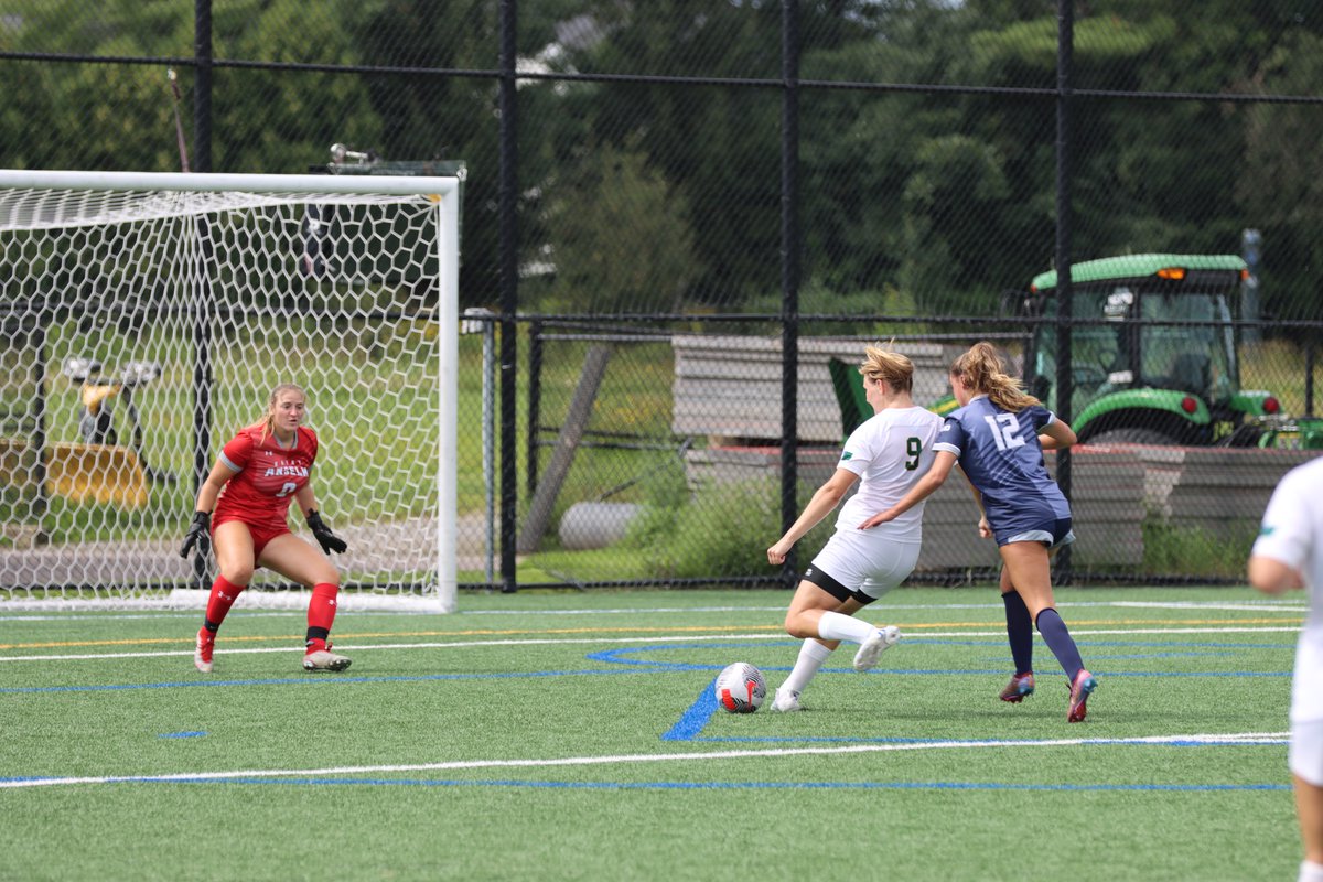 UVMwsoccer's tweet photo. Final tune up before the regular season is a 4-2 win over Saint Anselm.

Goals from Ayer, Nealon, Weiss &amp; DeGroot
#LetsRally https://t.co/nVwByAt67J